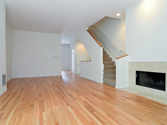 Living Room / Dining Room