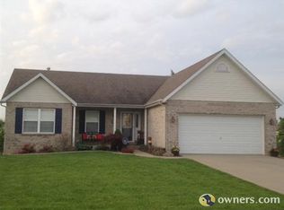 2830 Robert Dr, Columbia, IL 62236