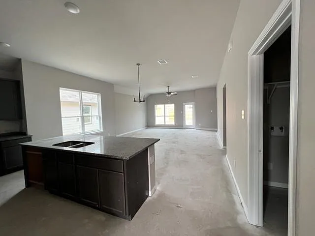 3051 Dade Loop — Photo 3