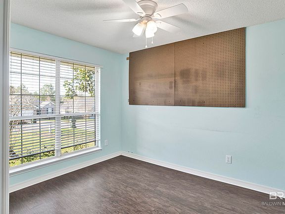 5th image of 28408 Chateau Dr
