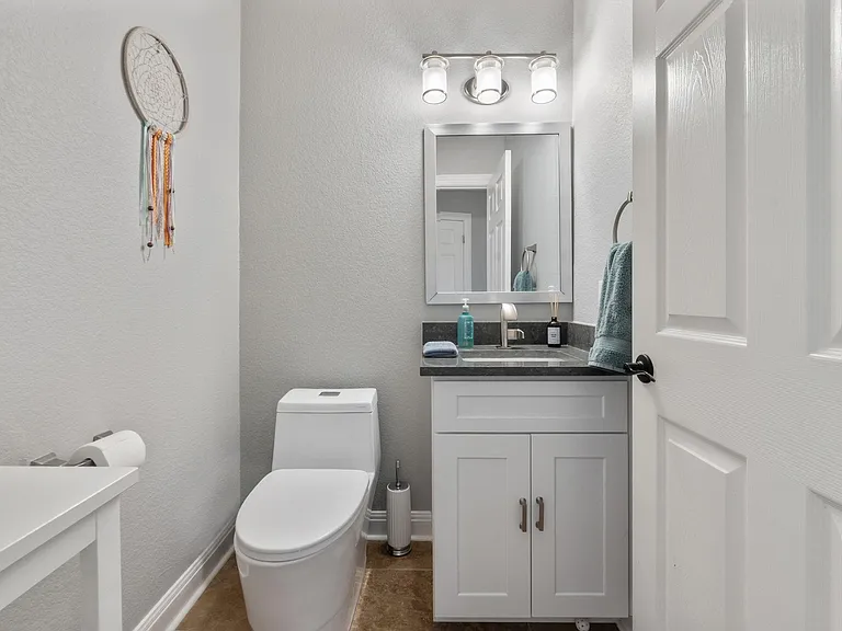 2147 Hilton Head Dr — Photo 15