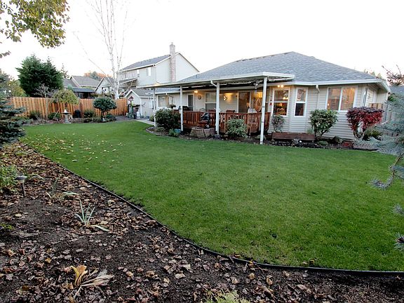 5th image of 12501 NE 44th Ave