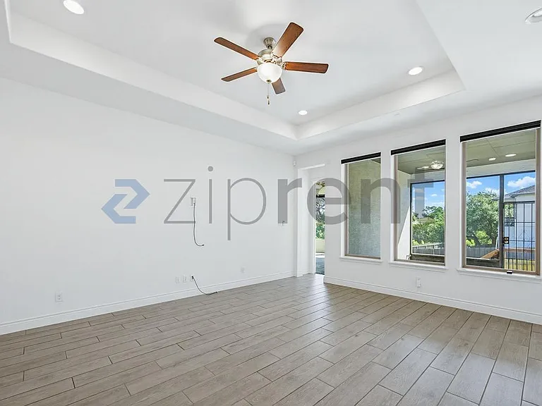 28414 Shailene Dr — Photo 7