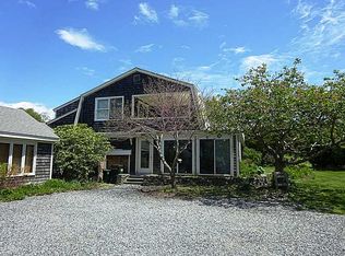 805 Middle Rd, Portsmouth, RI 02871