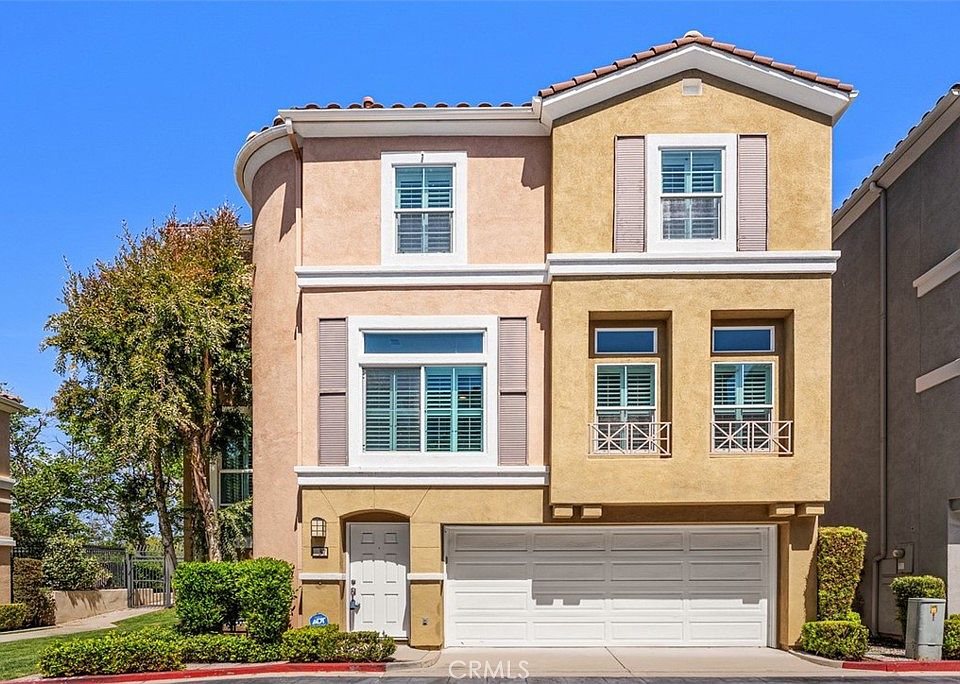 1st image of 237 Montana Del Lago Dr