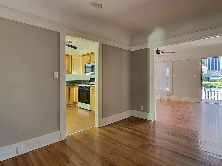 4193 4th Ave — Photo 10