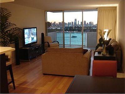 1st image of 1000 West Ave APT 1414