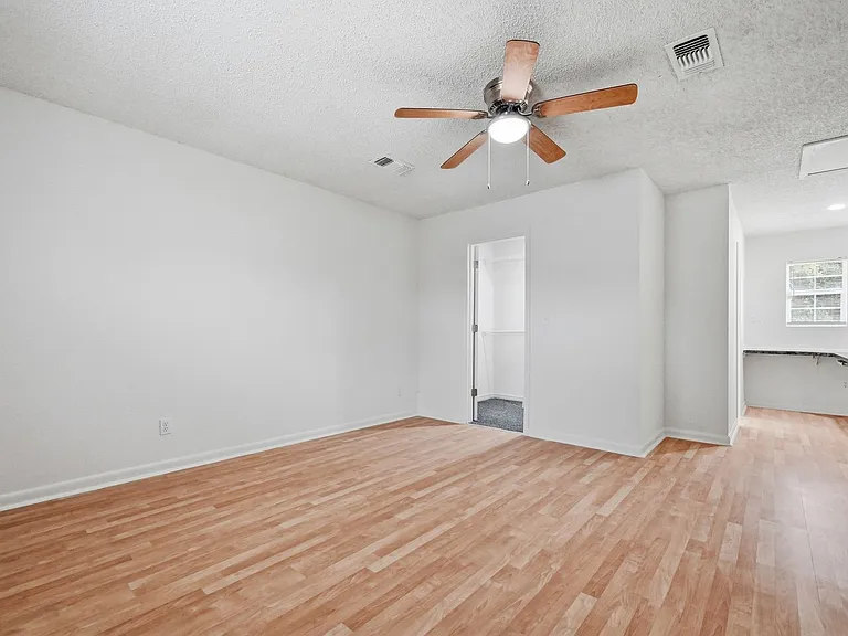 32 Cascabellas St — Photo 28