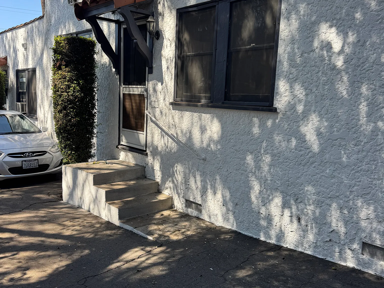 1 bed, 450 sqft, $2,300 — Photo 2