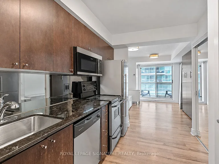 50 Lynn Williams St #614 — Photo 5