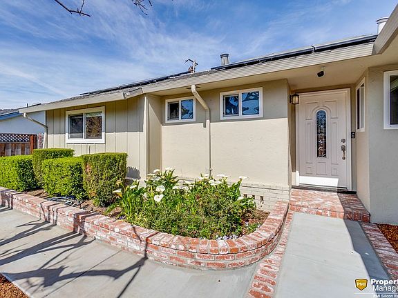4th image of 1707 Almond Blossom Ln