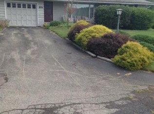 124 Windermere Ln, Somerset, PA 15501