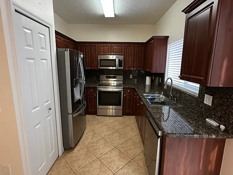 8508 NW 141st Ter #501 — Photo 10