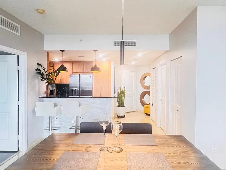 7910 Harbor Island Dr #509 — Photo 12