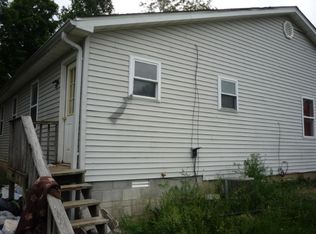 77 Cave Springs Loop, Mc Daniels, KY 40152