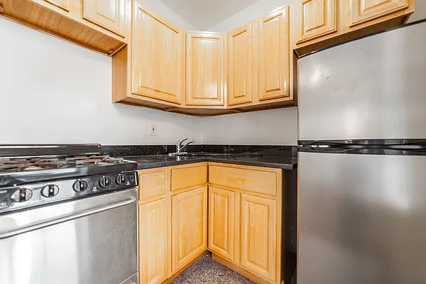 Rented by Bold New York | media 11