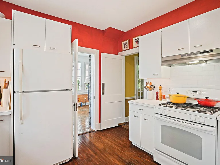3612 Albemarle St NW — Photo 13