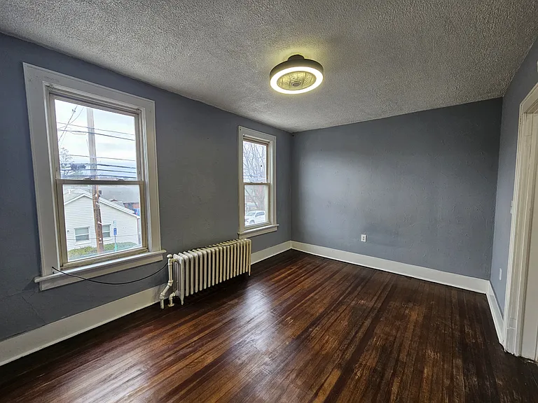 38 Main St #4 — Photo 4
