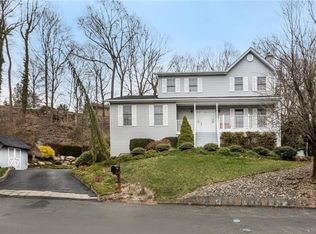 14 Yadanza Ct, Palisades, NY 10964