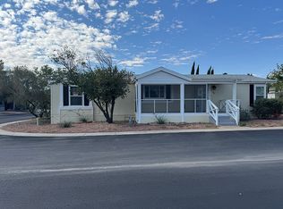 96 Happy Trails Dr, Las Cruces, NM 88005