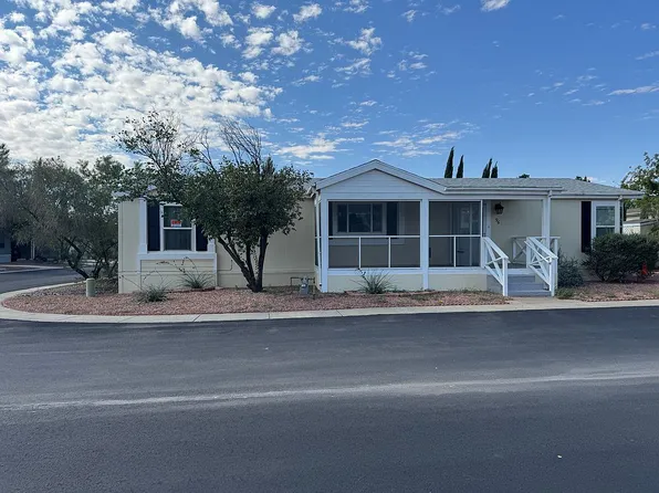 96 Happy Trails Dr, Las Cruces, NM 88005