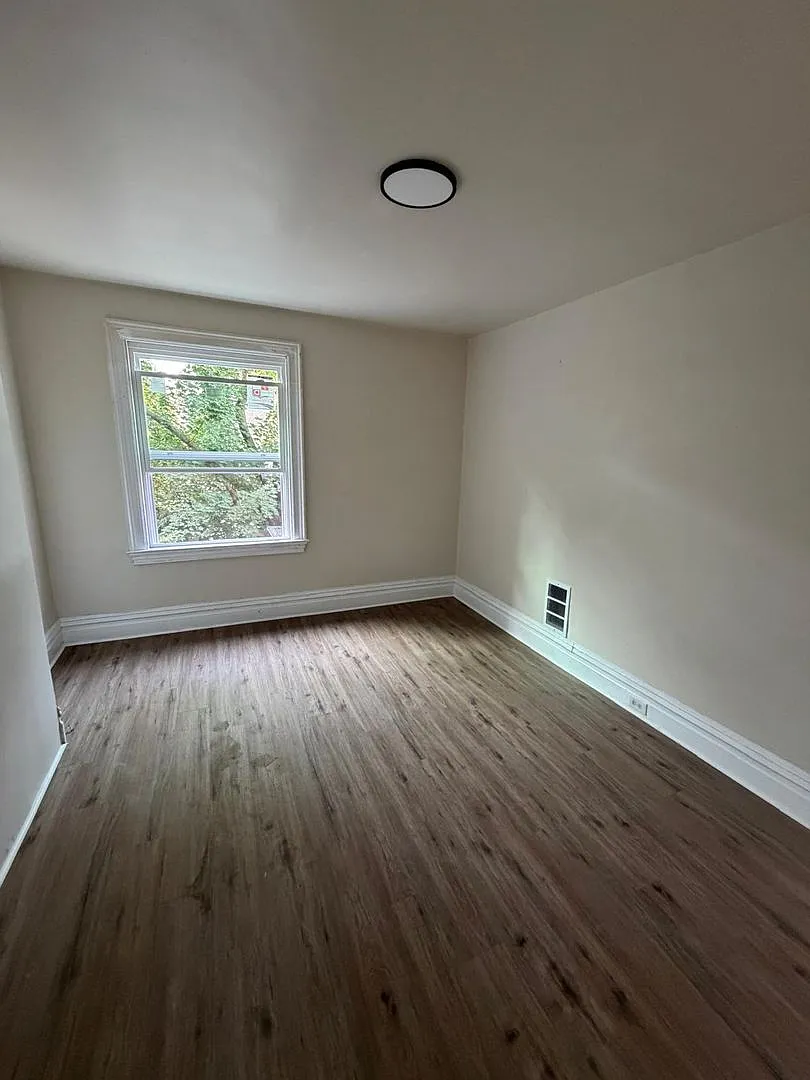 4 bed, 1692 sqft, $1,550 — Photo 3