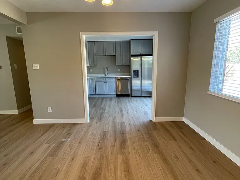 890 Revere St — Photo 5