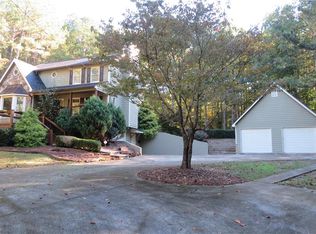 393 Turnberry Dr, Hiram, GA 30141