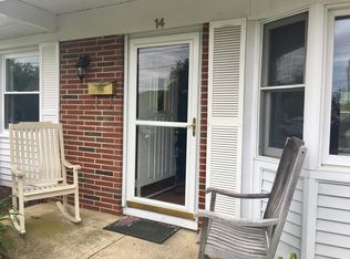 14 Cypress Dr, Monroe Township, NJ 08831