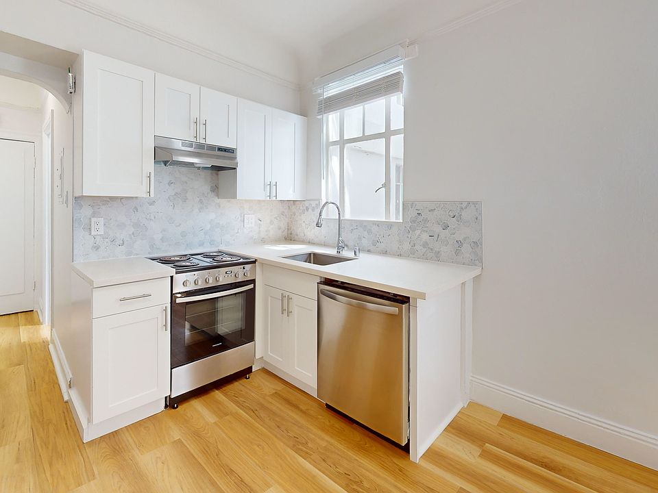 1st image of 3272 21st St #301A