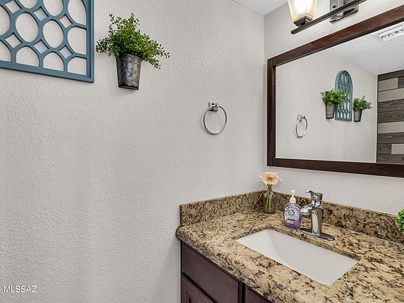 4th image of 7251 S Camino De Los Nopales