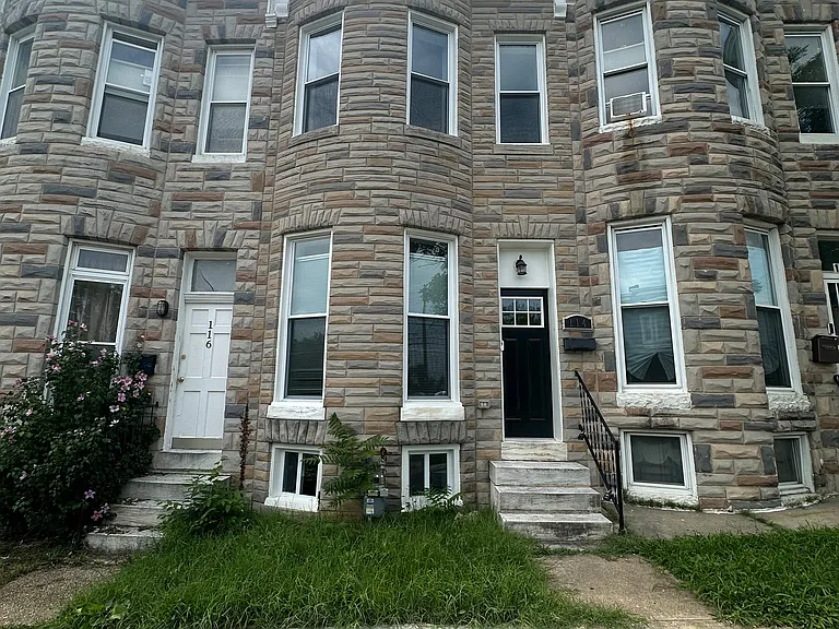 114 S Loudon Ave — Photo 1