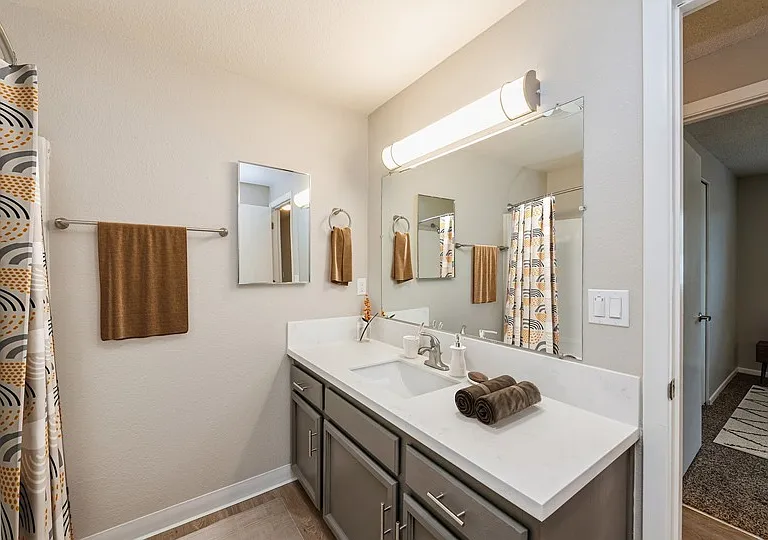 ReNew Rock Creek Townhomes — Photo 5