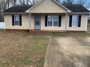 6531 Lynmont Dr, Charlotte, NC 28212