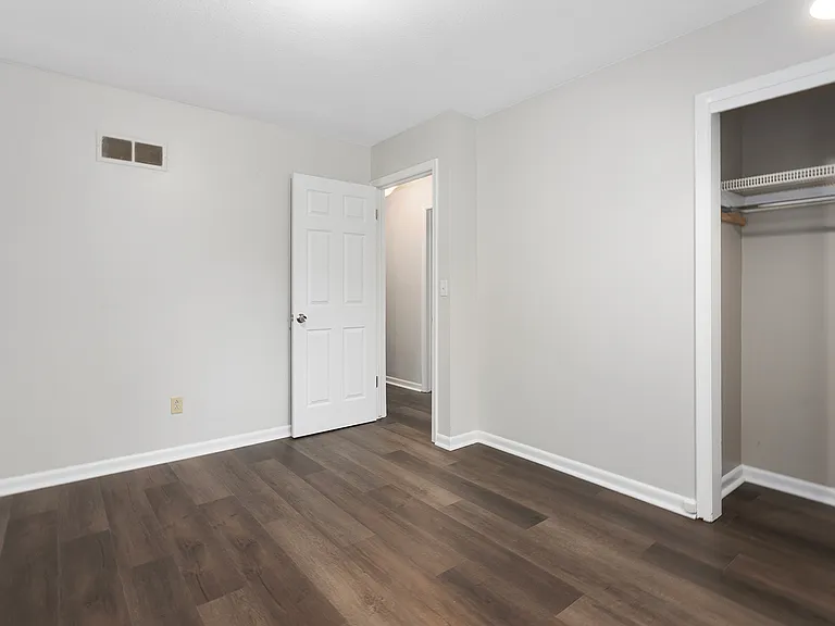 7115 Robin Ln — Photo 17
