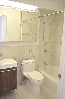 Rented by RELO REDAC INC. | media 22