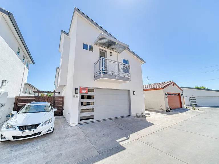 1828 Notre Dame Blvd — Photo 6