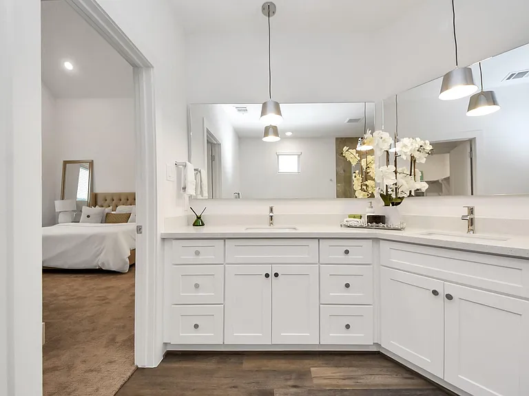 7504 Carver Rd #D — Photo 29