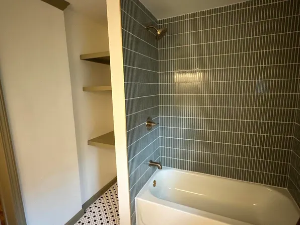 8413 Thomas Ave, Leeds, AL 35094