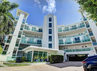 2000 Bay Dr APT 204, Miami Beach, FL 33141