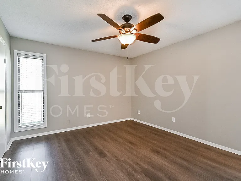1152 Simmonsridge Dr — Photo 9