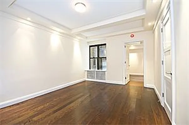 Sold by Douglas Elliman | media 17