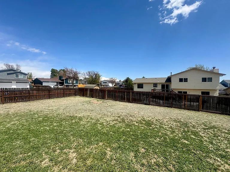 7315 Songbird Dr — Photo 15