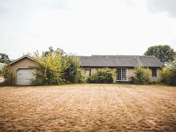 3rd image of 27551 Whitetail Way