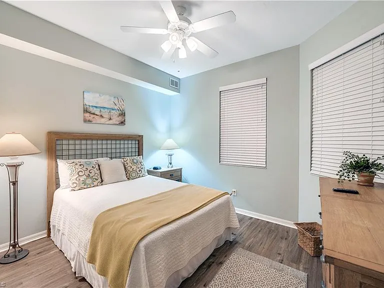 400 Flagship Dr #403 — Photo 13