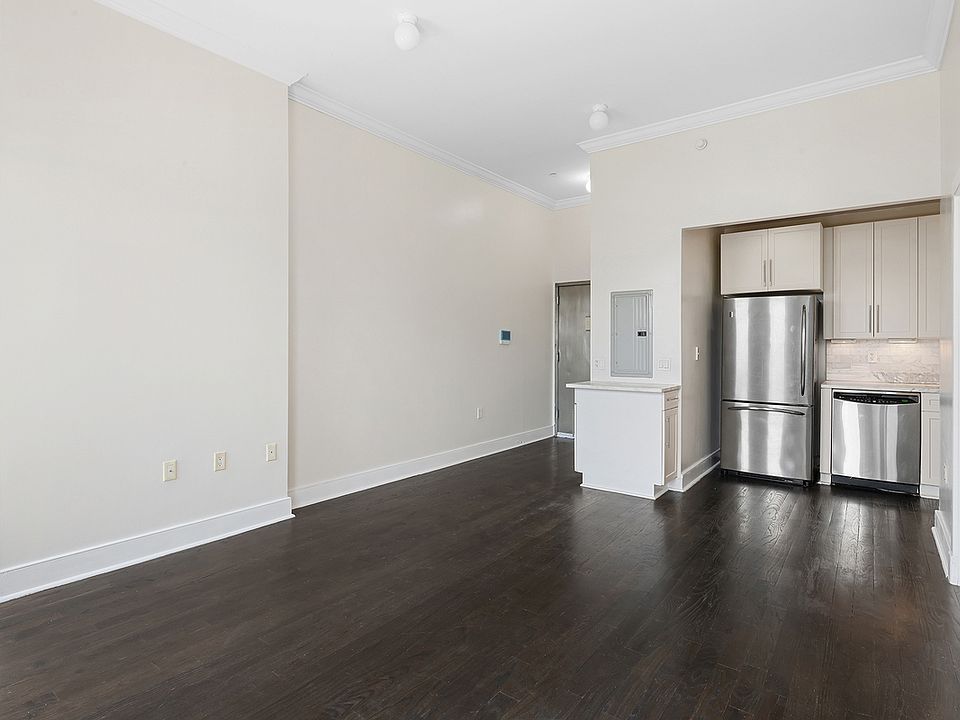 1st image of 555 Lenox Ave Ph E