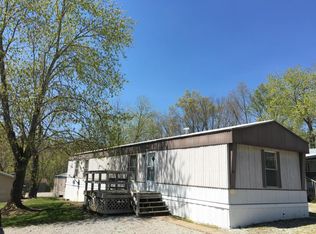 45 Timber Holw, Carbondale, IL 62901