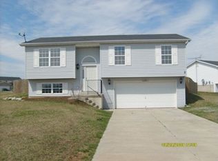 2361 Santa Maria Ct, Warrenton, MO 63383