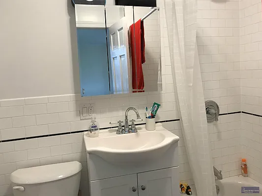 Rented by Brownstone Real Estate | media 29