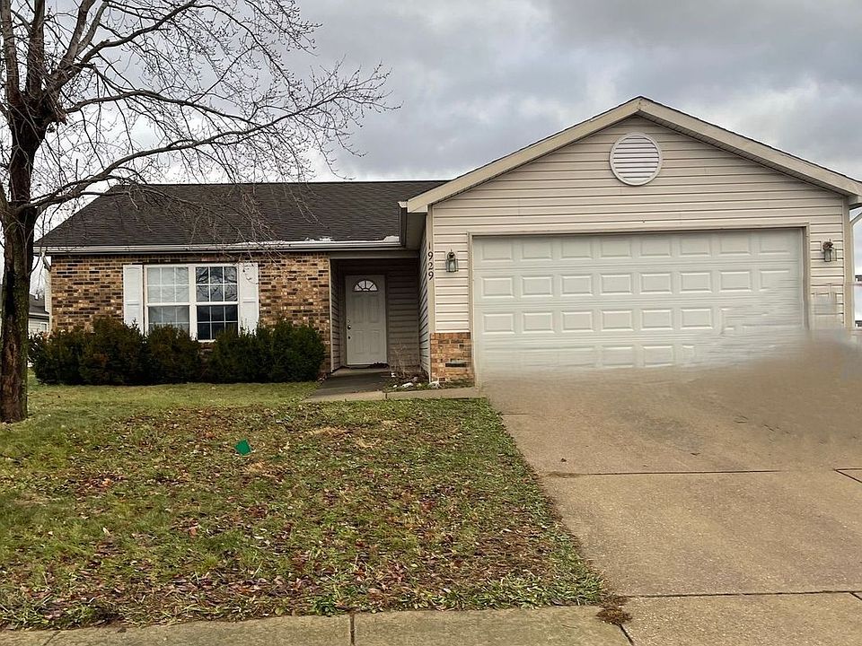 1st image of 1929 Chamberlin Dr